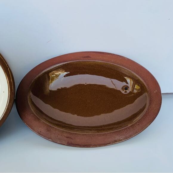 Antique Guernsey Cooking Ware Crock Pot with Footed Stand - Picture 11 of 16